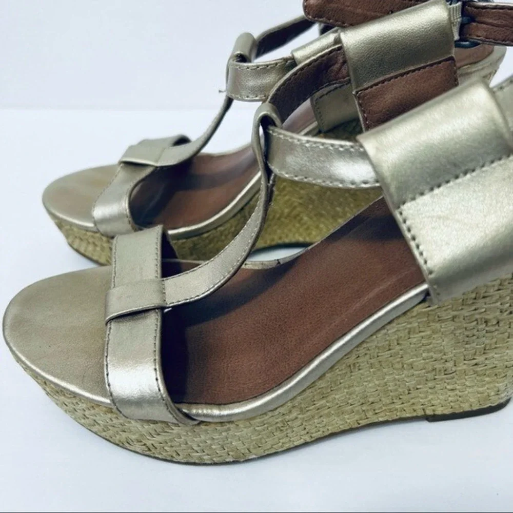 LUCKY BRAND Lovell Gold‎ Espadrille T-Strap Wedge Size 6/36M